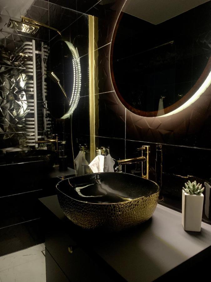 Apartament Drewnowska Przy Manufakturze วูดช์ ภายนอก รูปภาพ